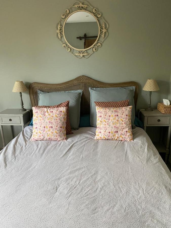 Celine Et Olivier Bed & Breakfast Pornic Bagian luar foto